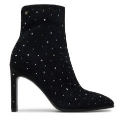 Botki GOE. Czarne botki damskie GOE, bez obcasa, na szpilce, bez zapięcia. Za 539.99 zł.