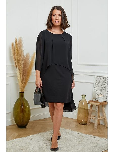 Curvy Lady Sukienka w kolorze czarnym rozmiar: 40/42. Czarne sukienki damskie Curvy Lady, bez wzorów, klasyczne, bez ramiączek. Za 155.95 zł.