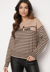 Beżowy Sweter z Bawełną w Paski z Haftowanym Napisem Zeanista. Brązowe swetry klasyczne damskie Born2be, uniwersalny, z bawełny, bez kołnierzyka. Za 84.99 zł.