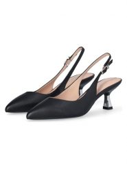 Liu Jo Skórzane czółenka w kolorze czarnym rozmiar: 40. Czarne czółenka damskie Liu Jo, bez wzorów, bez obcasa. Za 314.78 zł.