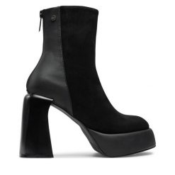 Botki GOE. Czarne botki damskie GOE, bez obcasa, na słupku, bez zapięcia. Za 419.99 zł.