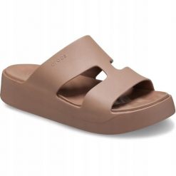 Klapki Dla Dorosłych Crocs Getaway Platform H-strap. Brązowe klapki damskie Crocs, bez wzorów, z materiału, bez obcasa, bez zapięcia. Za 199.99 zł.