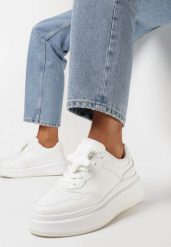 Białe Sneakersy na Platformie z Odpinaną Gwiazdką na Sznurówkach Olrua. Białe obuwie sportowe damskie Born2be, bez zapięcia. Za 109.99 zł.