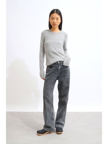 AUTHENTIC CASHMERE Kaszmirowy sweter "Ivy" w kolorze szarym rozmiar: M. Szare swetry klasyczne damskie AUTHENTIC CASHMERE, m, z kaszmiru, bez kołnierzyka. Za 479.76 zł.