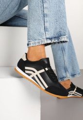 Czarne Sneakersy Klasyczne Tenisówki Zdobione Przeszyciami Ellexia. Czarne obuwie sportowe damskie Renee, z aplikacjami, z jeansu, bez zapięcia. Za 74.99 zł.