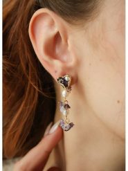 Pierres delicates Pozłacane kolczyki-wkrętki z ametystami rozmiar: onesize. Fioletowe kolczyki damskie Pierres delicates, z ametystem, pozłacane. Za 52.99 zł.