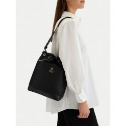 Torebka Beverly Hills Polo Club. Czarne torebki klasyczne damskie Beverly Hills Polo Club, bez dodatków. Za 219.99 zł.