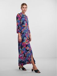 YAS Sukienka koszulowa Savanna 26022663 Kolorowy Loose Fit. Sukienki damskie YAS, bez wzorów, z wiskozy, bez ramiączek. Za 189.99 zł.
