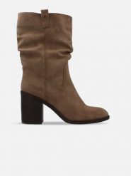 Wrangler Botki "Judy" w kolorze szarobrązowym rozmiar: 37. Brązowe botki damskie Wrangler, eleganckie, bez obcasa, bez zapięcia. Za 259.95 zł.