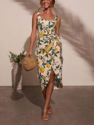 Milan Kiss Sukienka w kolorze beżowym rozmiar: XL. Brązowe sukienki damskie Milan Kiss, bez wzorów, bez ramiączek. Za 209.95 zł.