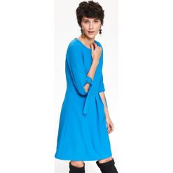 SUKIENKA DAMSKA GŁADKA. Sukienki damskie marki TOP SECRET. W wyprzedaży za 59.99 zł.