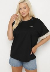 Czarna Bawełniana Bluzka Ozdobiona Haftami Lizandra. Czarne bluzki damskie Born2be, l, bez wzorów, z bawełny, eleganckie, bez kołnierzyka, bez ramiączek. Za 49.99 zł.