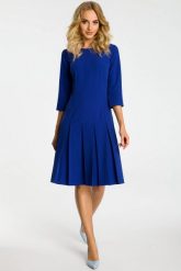 Elegancka sukienka z obniżoną talią i kontrafałdami chabrowa. Niebieskie sukienki damskie MOE, bez wzorów, z elastanu, biznesowe, bez ramiączek. Za 309.00 zł.