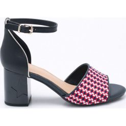 Tommy Hilfiger - Sandały. Szare sandały damskie Tommy Hilfiger, z materiału. W wyprzedaży za 359.90 zł.