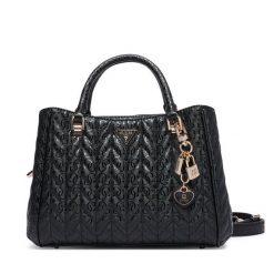 Torebka Guess. Czarne kuferki damskie Guess, z aplikacjami, bez dodatków. Za 634.99 zł.