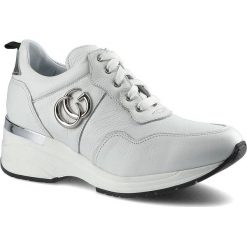 Białe Sneakersy Karino Damskie Modne Półbuty. Białe półbuty damskie Karino, z aplikacjami, ze skóry, bez obcasa, bez zapięcia. Za 245.00 zł.