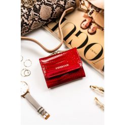 Portfel damski Peterson PTN PH32-1-RS czerwony. Czerwone portfele damskie Peterson, bez wzorów, ze skóry. Za 69.99 zł.