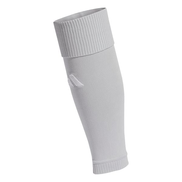 Skarpetki adidas Milano Sleeve. Białe skarpetki damskie Adidas, bez wzorów, z elastanu. Za 49.99 zł.