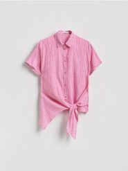 Koszula z lnem - fuksja. Czerwone koszule damskie Reserved, l, bez wzorów, z wiskozy, bez kołnierzyka, bez ramiączek. Za 109.99 zł.