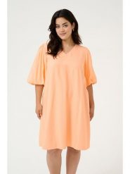 KAFFE curve Sukienka w kolorze brzoskwiniowym rozmiar: 52. Pomarańczowe sukienki damskie KAFFE curve, bez wzorów, bez ramiączek. Za 113.99 zł.