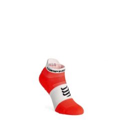 Skarpety biegowe Compressport Pro Racing Socks v4.0 Run Low. Czerwone skarpetki damskie Compressport, bez wzorów. Za 83.99 zł.