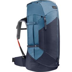 Plecak trekkingowy damski Forclaz MT100 Easyfit 60 litrów. Niebieskie plecaki FORCLAZ, bez wzorów, z poliesteru. Za 349.99 zł.