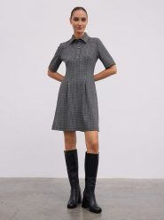 BGN Sukienka w kolorze czarno-szarym rozmiar: 36. Czarne sukienki damskie BGN, bez wzorów, bez ramiączek. Za 135.49 zł.