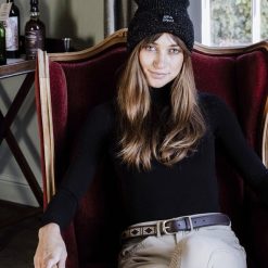 Czapka z cekinami Kentucky. Szare czapki damskie KENTUCKY HORSEWEAR, na zimę, bez wzorów, z polaru. Za 184.50 zł.