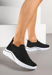 Czarne Siateczkowe Buty Sportowe Sneakersy o Wsuwanym Fasonie Niltewi. Czarne obuwie sportowe casual damskie Renee, z jeansu, bez zapięcia. Za 59.99 zł.