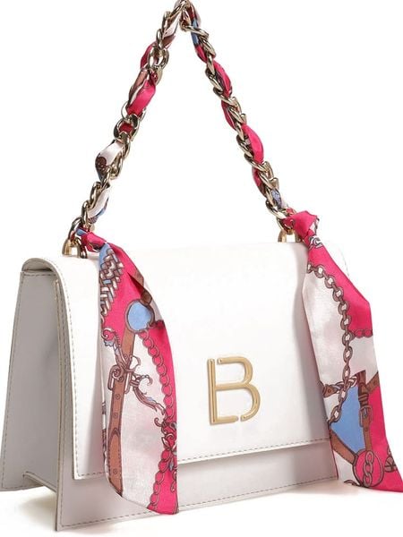 Lucky Bees Torebka w kolorze białym - 23 x 16 x 9 cm rozmiar: onesize. Białe torebki klasyczne damskie Lucky Bees, z materiału, przez ramię, bez dodatków. Za 86.99 zł.