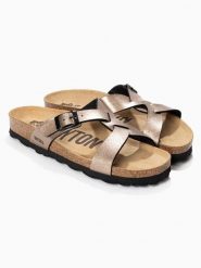 BAYTON Klapki "Sebastian" w kolorze miedzianym rozmiar: 40. Brązowe klapki damskie Bayton, bez wzorów, z otwartym noskiem, bez obcasa, bez zapięcia. Za 210.95 zł.