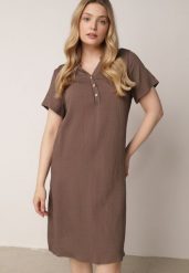 Brązowa Wiskozowa Sukienka o Pudełkowym Kroju z Dekoltem V z Guzikami Berborin. Brązowe sukienki damskie Born2be, bez wzorów, z jeansu, klasyczne, bez ramiączek. Za 79.99 zł.