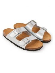 Mandel Klapki "Alberto" w kolorze kremowym rozmiar: 38. Brązowe klapki damskie Mandel, bez wzorów, z otwartym noskiem, bez obcasa, bez zapięcia. Za 121.99 zł.