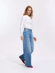 Jeansy wide leg z wysokim stanem - niebieski. Niebieskie jeansy damskie Reserved, z podwyższonym stanem. Za 139.99 zł.
