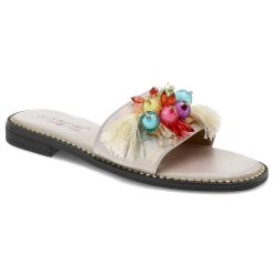 Złote Klapki S.Barski Modne Buty Na Lato. Żółte klapki damskie S.BARSKI, z aplikacjami, ze skóry ekologicznej, bez obcasa, bez zapięcia. Za 139.00 zł.