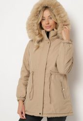 Ciemnobeżowa Dwustronna Kurtka Parka z Odpinanym Kapturem i Futrzaną Podszewką Zinnalea. Brązowe kurtki damskie Born2be, l, z futra. Za 219.99 zł.