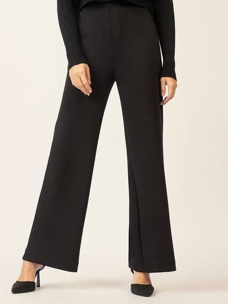 APART Spodnie w kolorze czarnym rozmiar: M. Czarne spodnie materiałowe damskie Apart, bez wzorów, z materiału. Za 189.29 zł.