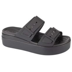 Klapki Crocs Brooklyn Low Wedge Sandal 207431-001 czarne. Czarne klapki damskie bez wzorów, bez obcasa, na koturnie, bez zapięcia. Za 360.09 zł.