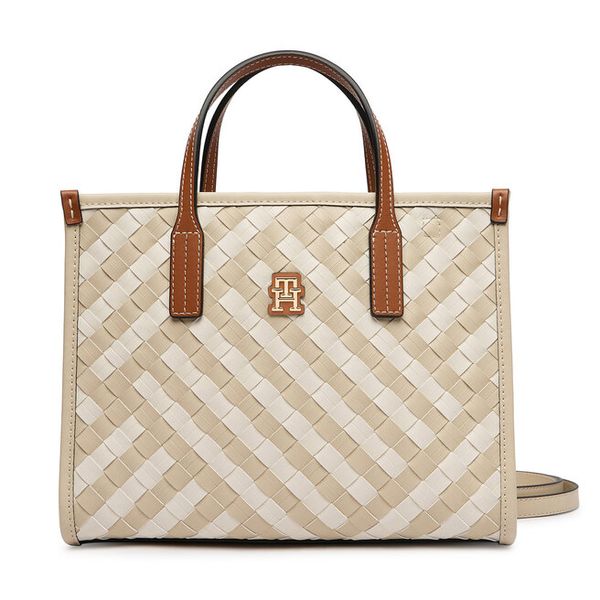 Torebka Tommy Hilfiger. Brązowe torebki klasyczne damskie Tommy Hilfiger, bez dodatków. Za 400.99 zł.