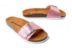 DR. BRINKMANN 700677-42 rosa, klapki damskie. Czerwone klapki damskie Dr. Brinkmann, bez wzorów, bez obcasa, na płaskiej podeszwie, bez zapięcia. Za 147.92 zł.
