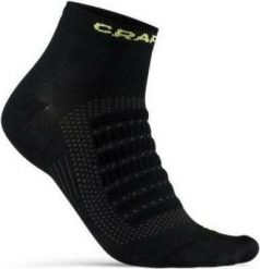Skarpety Sportowe Craft Adv Dry Mid Czarny. Czarne skarpetki damskie Craft, bez wzorów, z materiału. Za 141.50 zł.