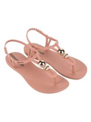 Ipanema Sandały w kolorze jasnoróżowym rozmiar: 37. Różowe sandały damskie Ipanema, bez wzorów, z otwartym noskiem, bez obcasa, bez zapięcia. Za 78.66 zł.