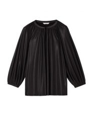 TATUUM Bluzka w kolorze czarnym rozmiar: XL. Czarne bluzki damskie TATUUM, xl, bez wzorów, bez kołnierzyka, bez ramiączek. Za 126.15 zł.