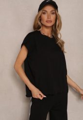 Czarny Bawełniany T-shirt z Rozcięciami przy Rękawach Katilana. Czarne t-shirty damskie Renee, bez wzorów, z bawełny, bez kołnierzyka. Za 49.99 zł.