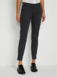 Kaffe Spodnie materiałowe Mette 10506121 Czarny Regular Fit. Czarne spodnie materiałowe damskie Kaffe, bez wzorów, z bawełny. Za 229.99 zł.