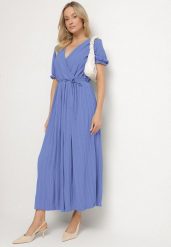 Niebieska Kopertowa Sukienka z Bawełną i Paskiem Ivellevia. Niebieskie sukienki damskie Born2be, bez wzorów, z bawełny, eleganckie, bez ramiączek. Za 119.99 zł.