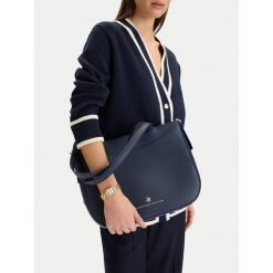 Torebka Beverly Hills Polo Club. Niebieskie torebki klasyczne damskie Beverly Hills Polo Club, bez dodatków. Za 219.99 zł.