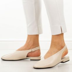 Beżowe baleriny damskie Potocki 20335. Brązowe czółenka damskie POTOCKI, bez wzorów, z jeansu, bez obcasa, na obcasie. Za 149.00 zł.