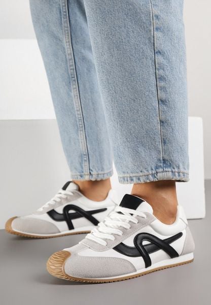 Białe Sneakersy Ozdobione Geometrycznym Motywem Ardetia. Białe obuwie sportowe casual damskie Born2be, z jeansu, bez zapięcia. Za 89.99 zł.