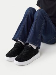 Guess Sneakersy EO-V9-27006 Czarny. Czarne buty sportowe dziewczęce Guess, ze skóry, bez zapięcia. Za 265.99 zł.